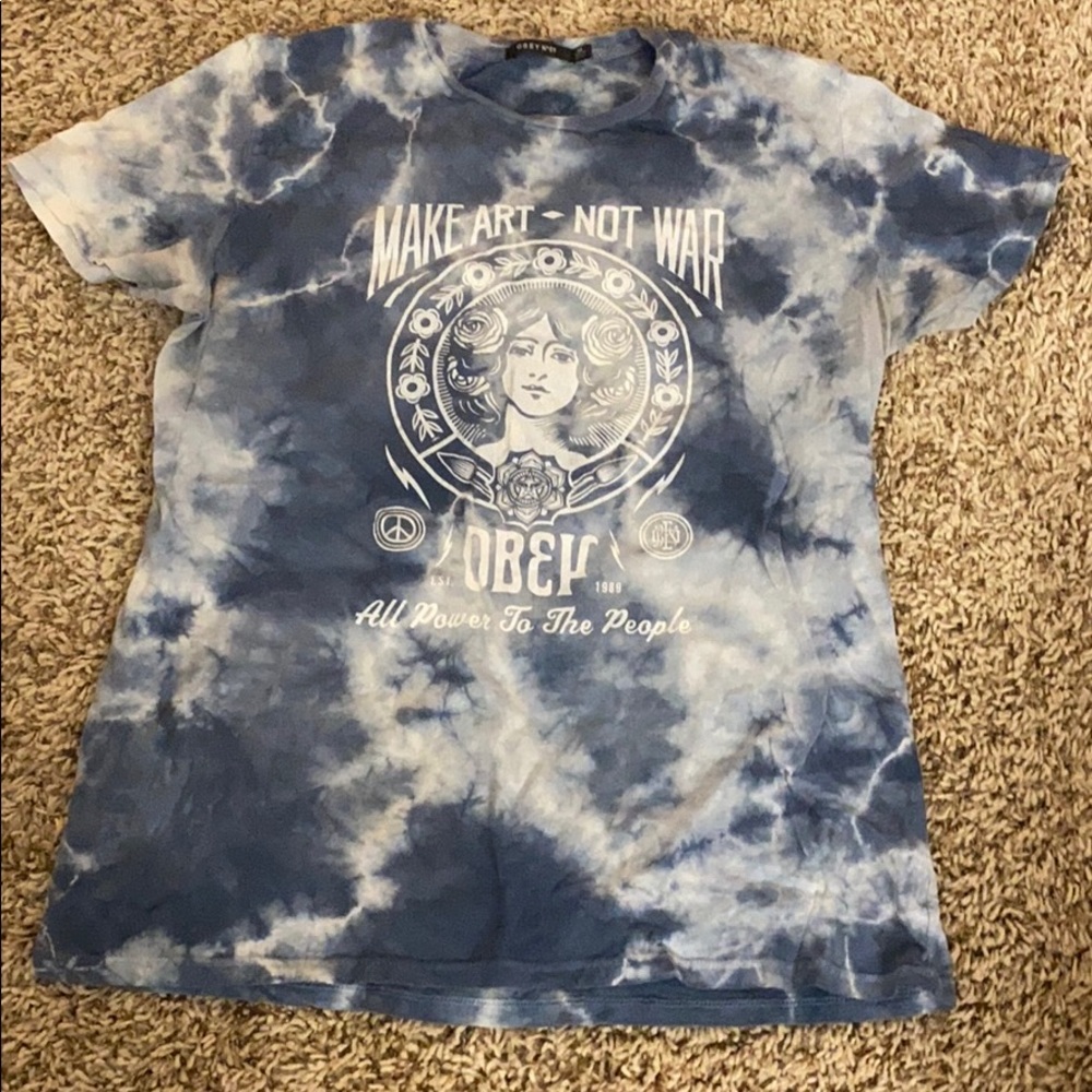 Women’s t shirt